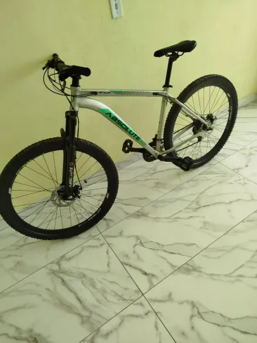 Bike bem conservada 