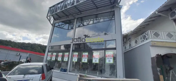 Loja para Alugar no Centro de Santo Amaro 267m² e 2 Banheiros