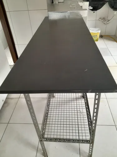 Mesa de ardósia