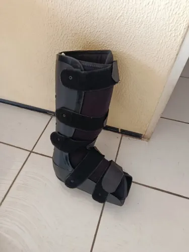Bota Ortopédica Robocop