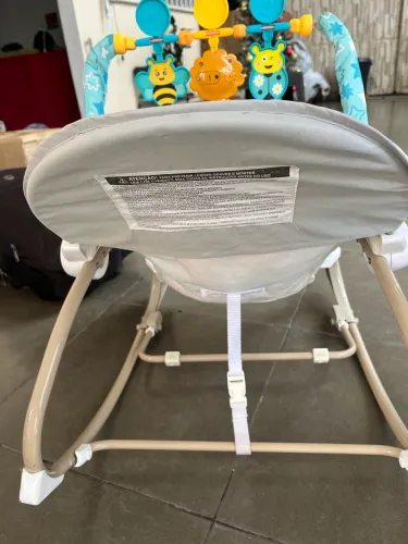 Cadeirinha de balanço