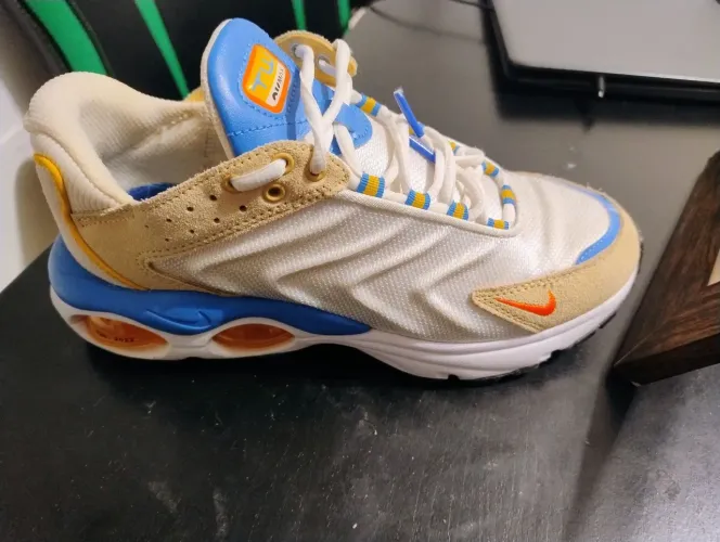 Nike TW AIR MAX Tam 38 