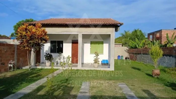 Casa independente para venda com 2 quartos no bairro de Caixa d'Água em Bacaxá - Saquarema