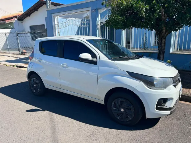 Fiat Mobi Drive GSR 1.0 Flex 6V 5P 2018