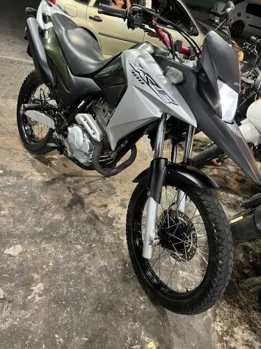 XRE 300 - 2018