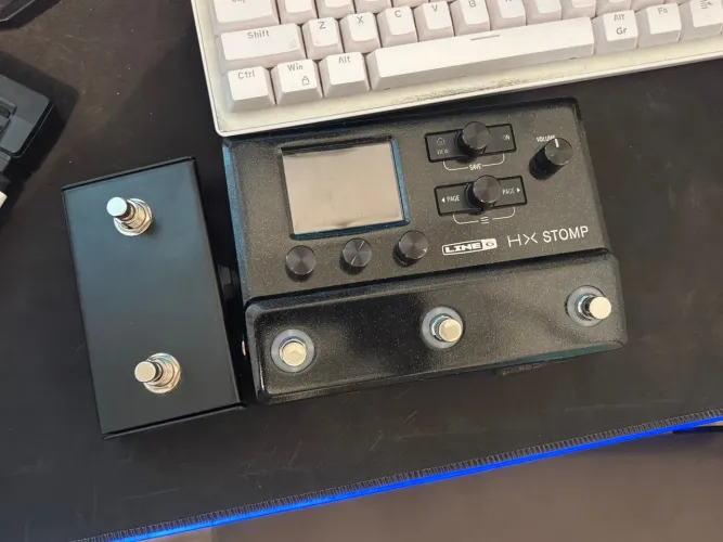 Hx Stomp + Footswitch