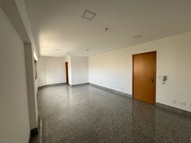 Sala comercial para alugar, exclusivo, no Lourdes BH, 36m², 01 vaga, porteiro físico