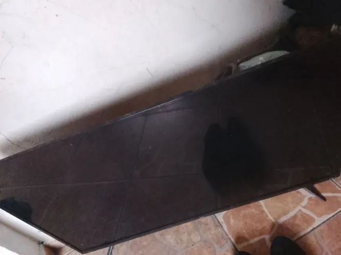 Tv minha gata fez xixi , manchou a tela