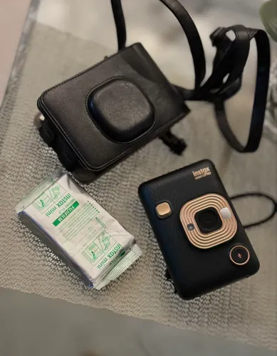 Instax Mini LiPlay - Câmera Instantânea + Impressora de Fotos!