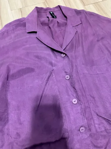 Blusa acetinada Zara