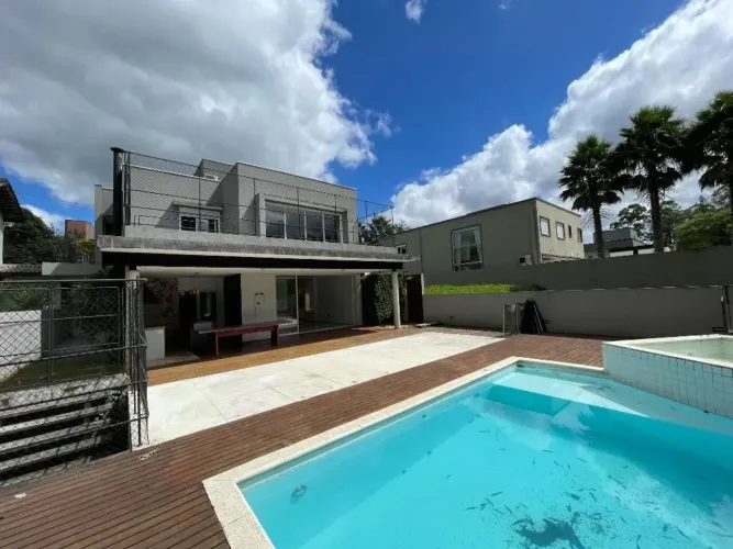 Casa à venda Condomínio São Paulo II na Granja Viana