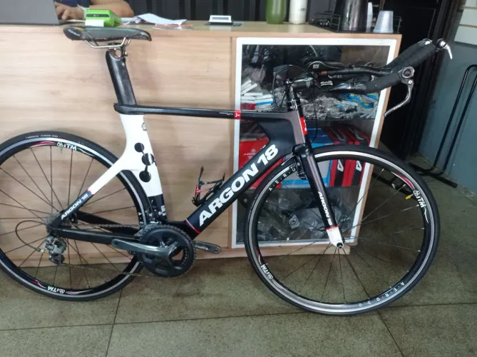 Bike TT argon 18 carbono