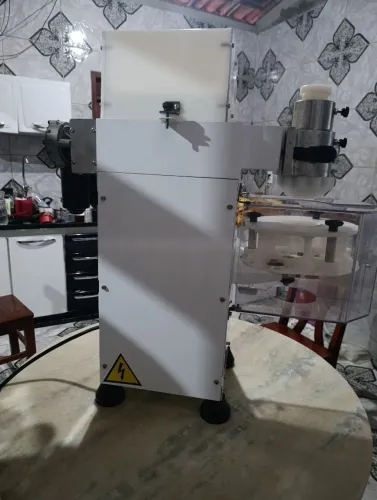 Máquina para salgados