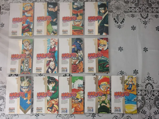 Coleção Mangá Naruto Gold, 13 volumes.