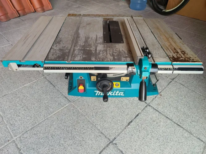 Makita MLT100 serra circular de bancada
