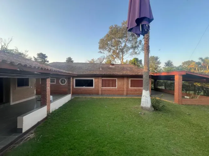 Chácara Condominio Fechado Horto Ivan/ Atibaia =SP  3289 ,00 m2 Segurança e Lazer para sua