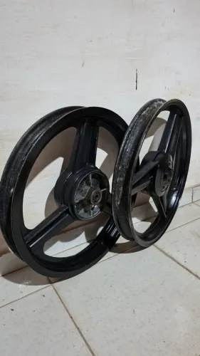 Par de Rodas Honda Titan/Fan 150cc - Ambas a Tambor