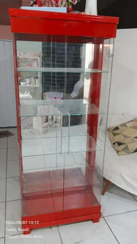 Cristaleira Vermelha