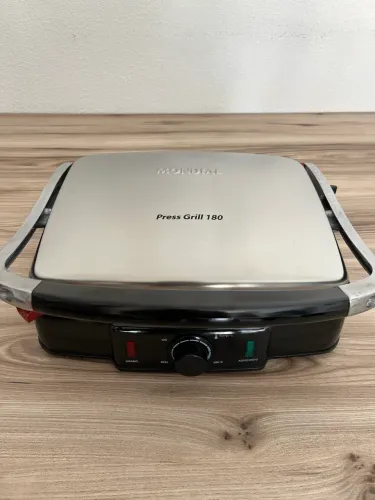 Grill Mondial 2000W - 220v