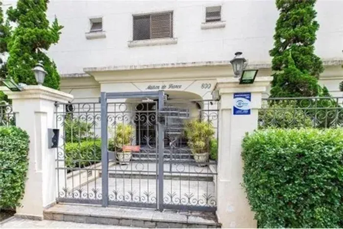 Apartamento para venda em Indianópolis com 4 quartos, sendo 2 suítes, 150m²