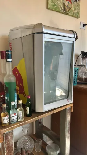 Frigobar Red Bull