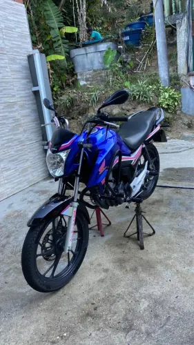 Vendo ou troco por carro do meu interesse 