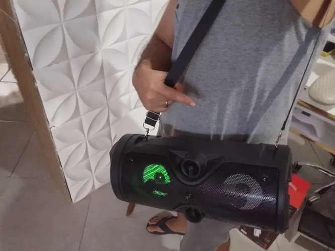 Som com controle,microfone com garantia de 6 meses