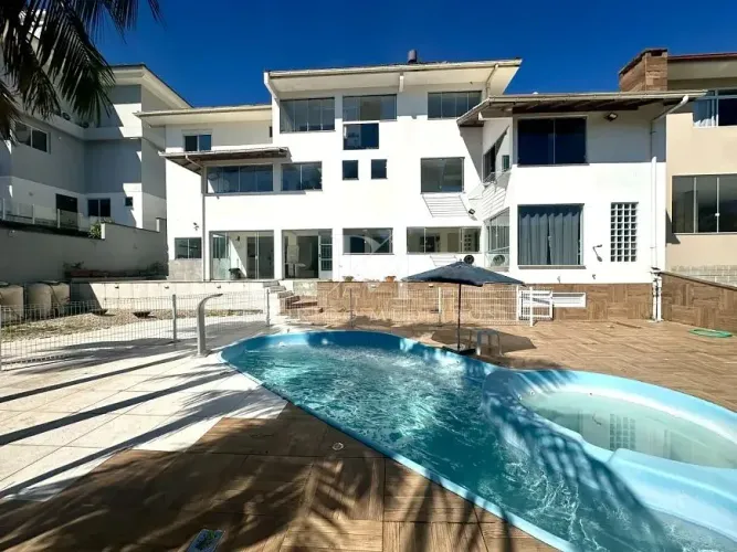 Casa em condomínio com 5 quartos no Bosque das Mansões, São José
