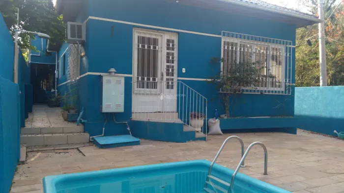Casa com Piscina a venda em Ipanema, Porto Alegre