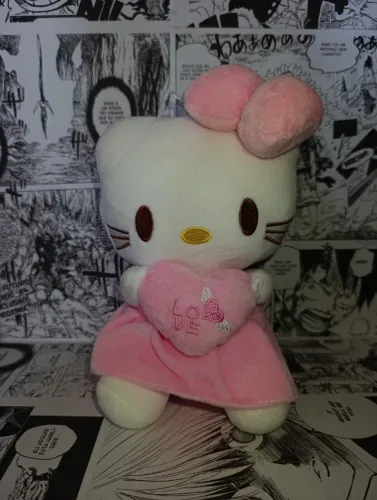 OPORTUNIDADE | Pelúcia Hello Kitty com Coração