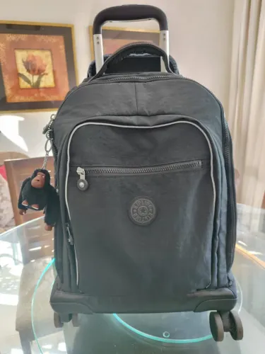 Mochila De Rodinhas Kipling Zea Preta - usada em excelente estado 