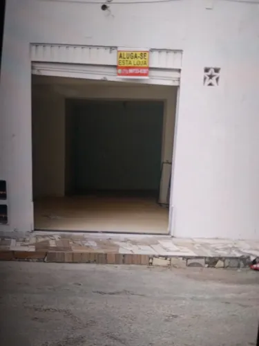 Alugo Ponto comercial térreo.
