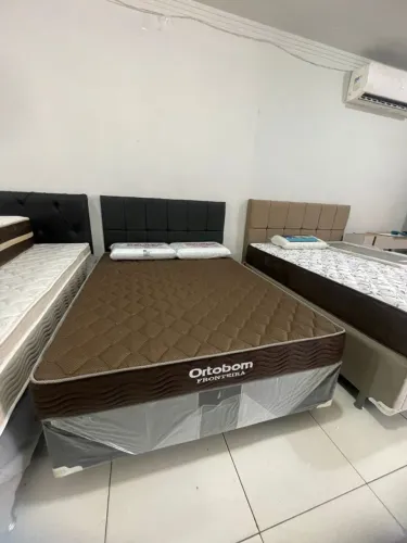 Cama casal molas ensacadas base e colchão