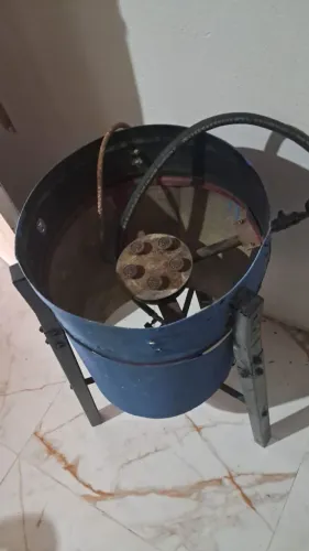 Porta ,fogão,janela com caixão
