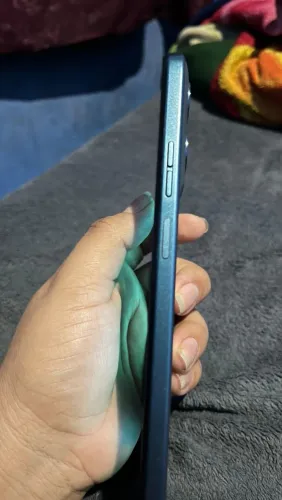 Moto g06