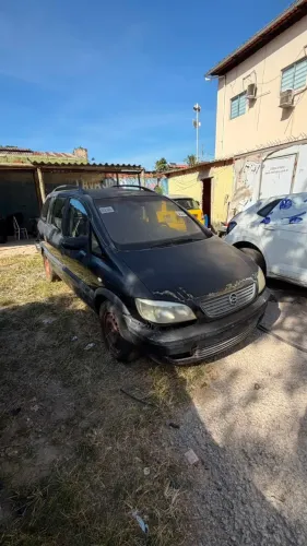 Zafira Sucata em Peças Motor 2.0 Caixa de Marcha Capô Acabamentos Porta Tampa Traseira Gm