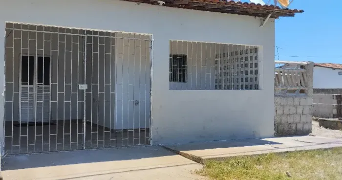 ? **ALUGA-SE CASA EM PRAIA AZUL (Pitimbu-PB)** ?  ? 