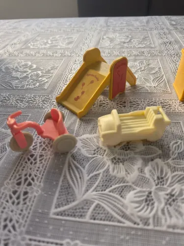 Móveis para quarto de bebê Sylvanian Families antigo