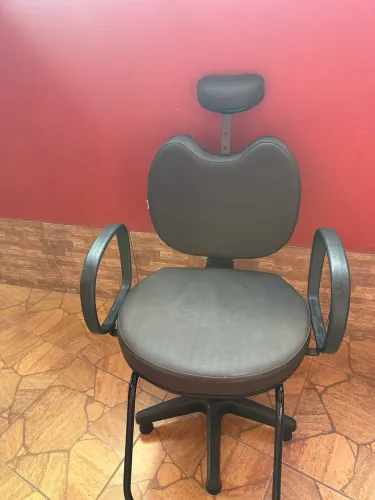 CADEIRA PROFISSIONAL PARA SALÃO DE BELEZA