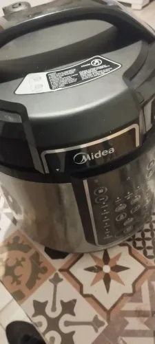 Vendo Panela elétrica nova!