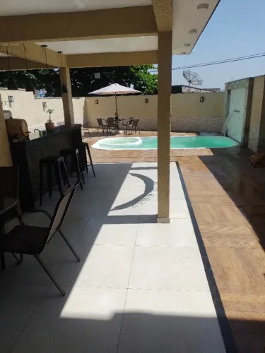 LINDA CASA EM ANCHIETA 4 QUARTOS - PISCINA E AREA GOURMET