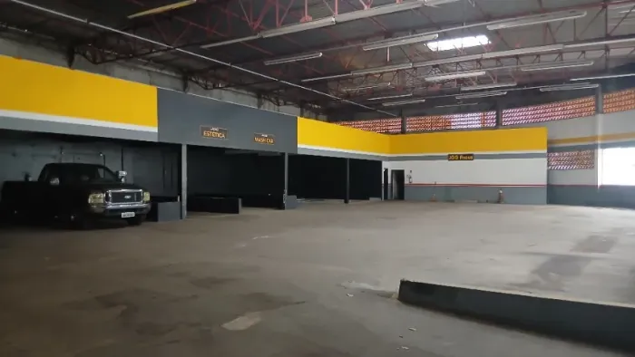 Galpão com 1450 m² Para Alugar no Jardim Blumenau