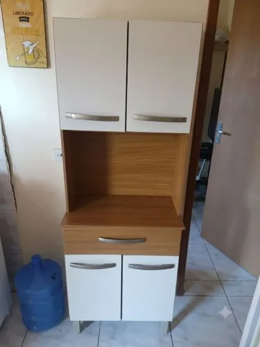 Armário semi novo