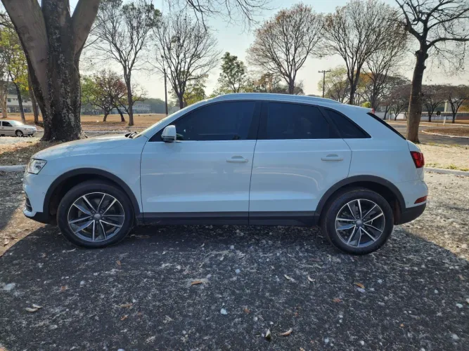 Audi Q3 1.4 TFSI/TFSI Flex S-tronic 5P 2019