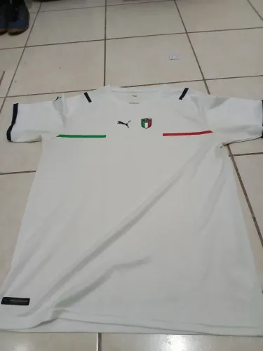 Camisa original da coleção da Itália