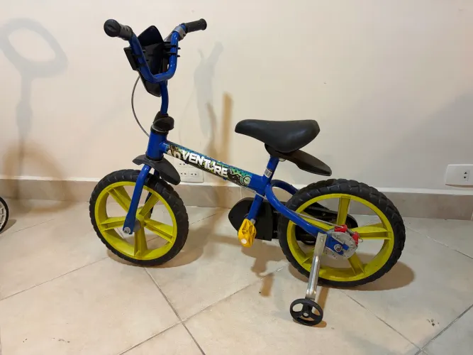 Bicicleta Infantil Aro 12 Adventure Menino - Ótimo Estado