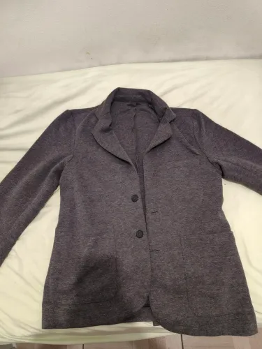Terno/blazer cinza tamanho P (corte grande)