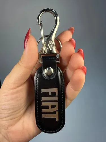 Chaveiro Carro Couro Luxo Com Gancho Automotivo Teste Fiatc Fiatc