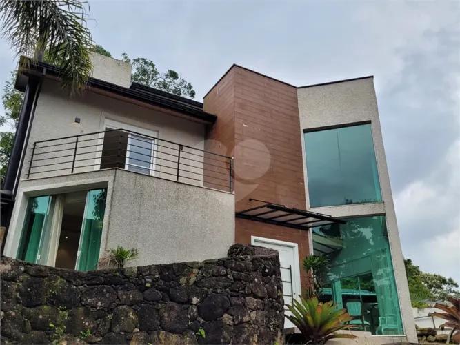 Condomínio com 3 quartos à venda ou para locação em Roseira - SP