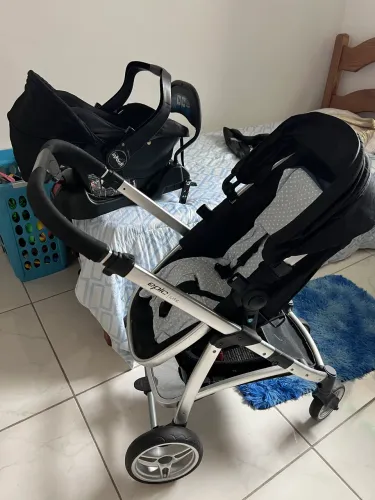 Carrinho de bebê Travel System Epic Lite
